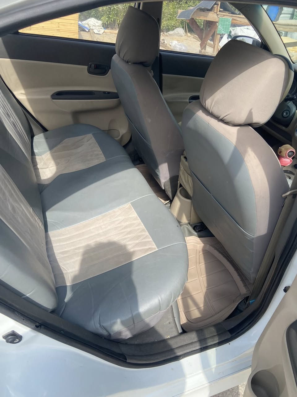 السلام عليكم اكسنت 2011 خليجي  ارقام أنبار السياره ماشيه 177 فقط السياره فتحه اشيار بل مري السياره مكفوله من صبغ والضربه  تبريد تدفه كير مكينه  كله  على وضع الشركه مكينه 1600مكان السياره بغداد العامريه    ***********
السعر 107
