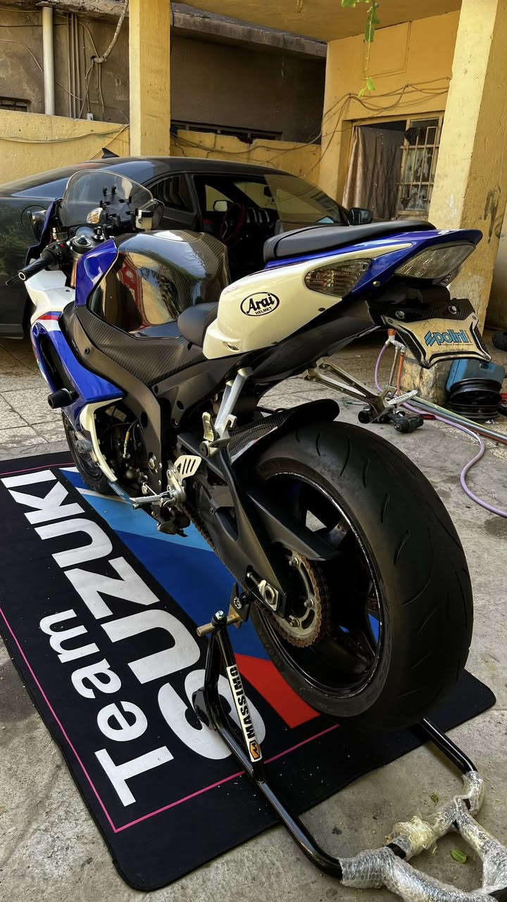 سلام عليكم للبيع جكسر 2008 بعده بحالت الوكاله مكفوله كفاله عامه شرط الفحص  دراجه مال رمبه دراجه بيه اضافات حلوه مكان الدراجه بغداد الحسينيه الشراي يتصل ويدلل خاص واتساب  ***********
