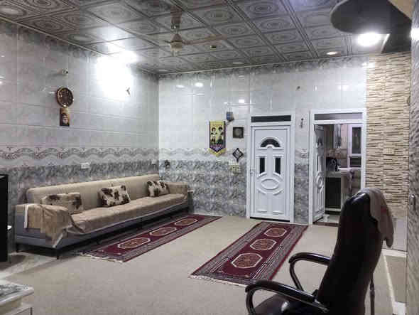 بيت بالميلاد للبيع ب٢٨ مساحة ١٥٠ متر واجهه ٧.٥ والنزال ٢٠ طابق واحد يحتوي على غرفتين نوم حرف T  مقابل مجمع الدرة السكني للاستفسار للاتصال على الرقم ***********
