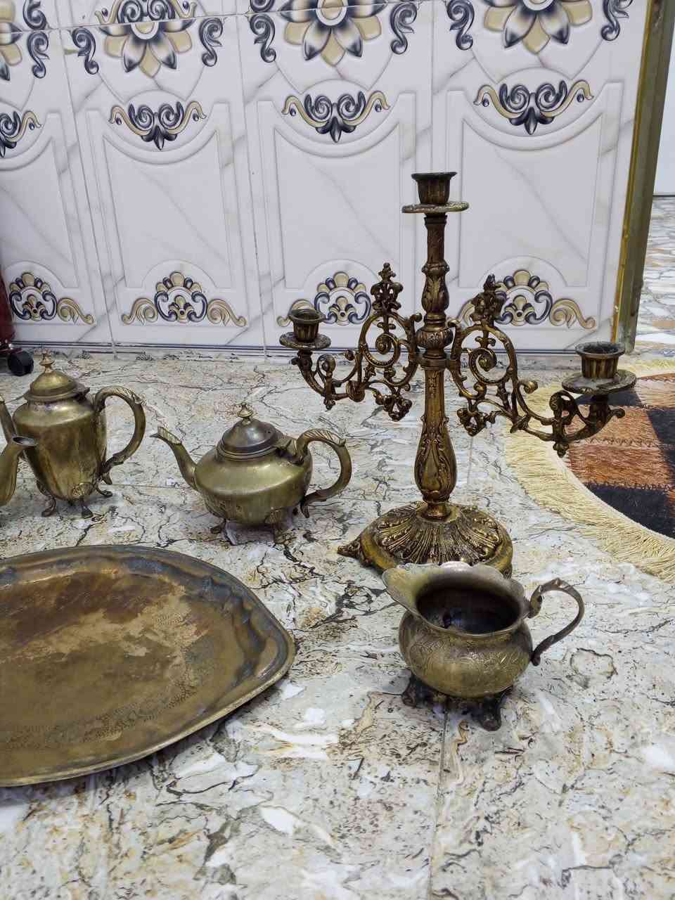 سلام عليكم انتيكات تحفيات وزنهن 7 كيلو ومثرامه نضيفه شغاله للبيع سعرهن 125 شراي اتصل 
*********** مكاني بغداد مدينه الصدر.
