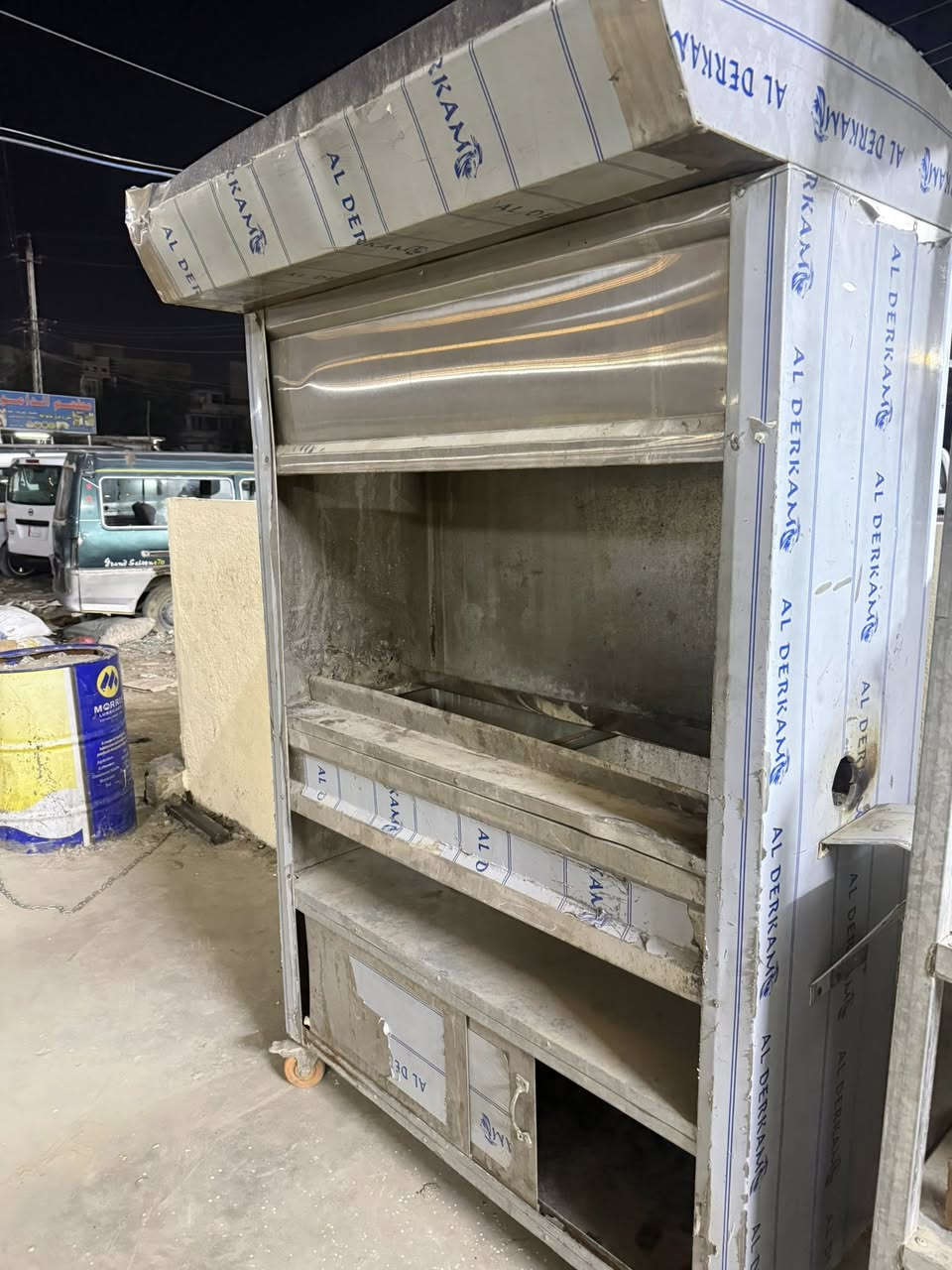 شواية كباب وعارضة لحم 
اخو الجديد للبيع 
بغداد المشتل 
السعر 600 الف ثنينهم 
***********
