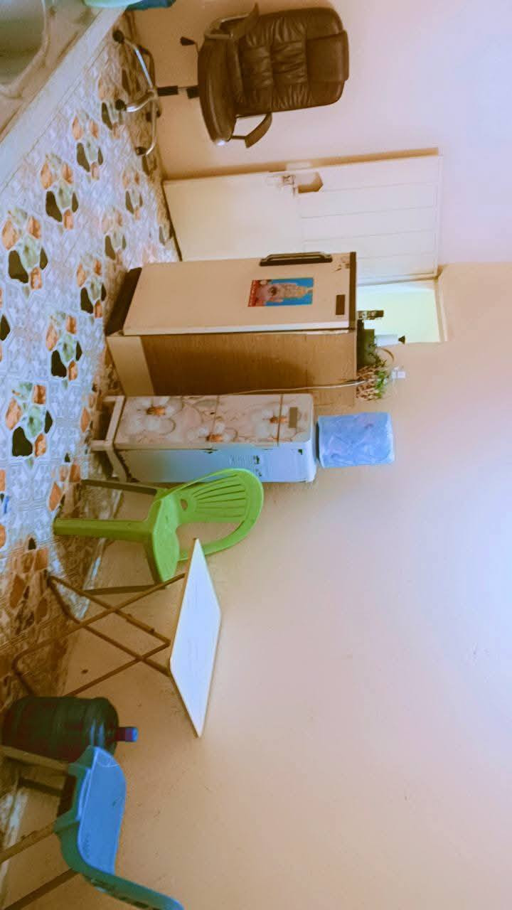 يعلن مكتب الكرعاوي اللعقار بيت اللبيع المساحه 100 متر سند 25 مشول بل تطيويب قرية البو جاسم مقابيل شارع الوكفه تصال على ***********
