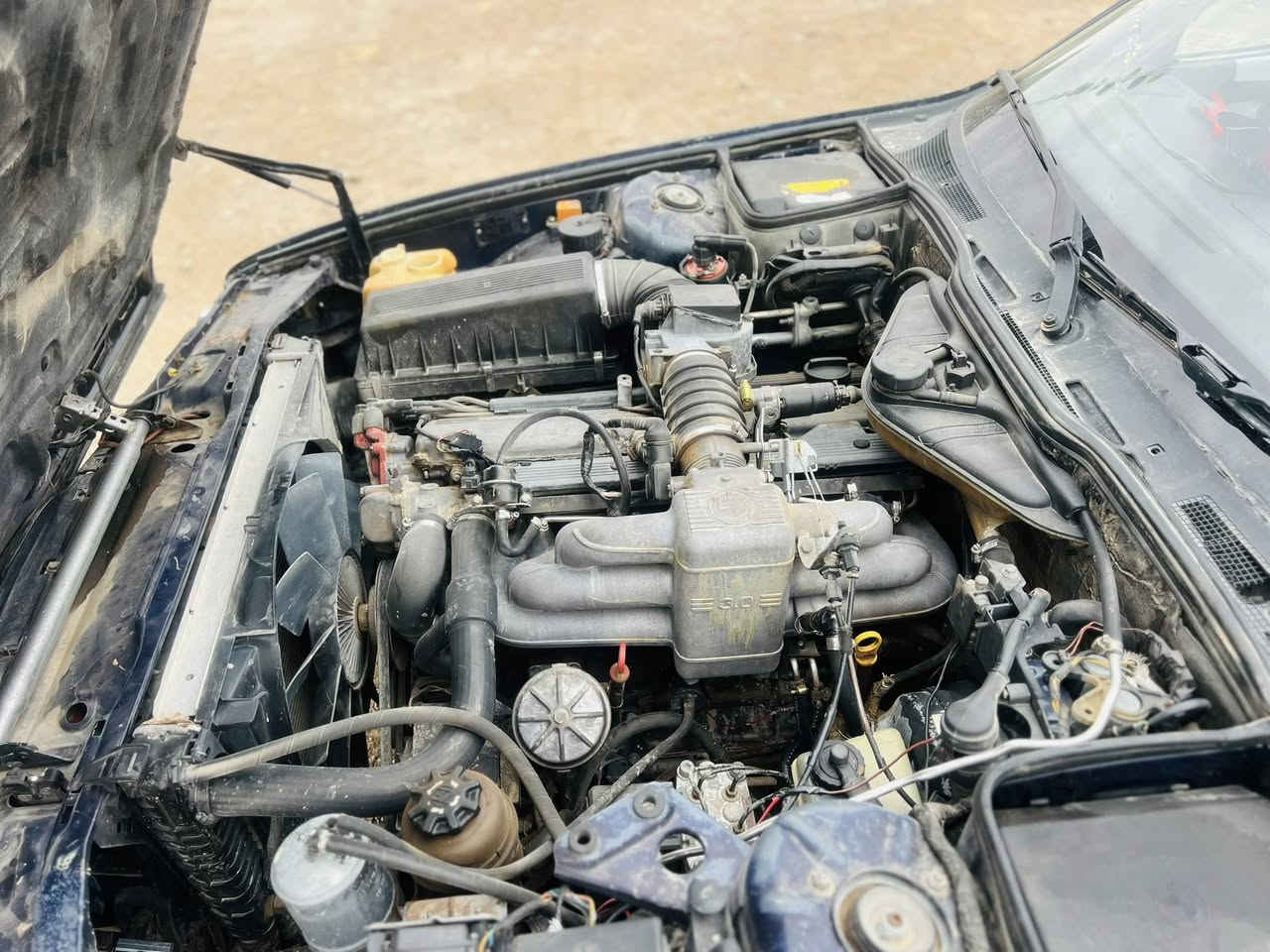 سلام عليكم بي ام للبيع 735 فول او تو ماتيك محرك شرط سياره حلوه او ناصبه ***********
