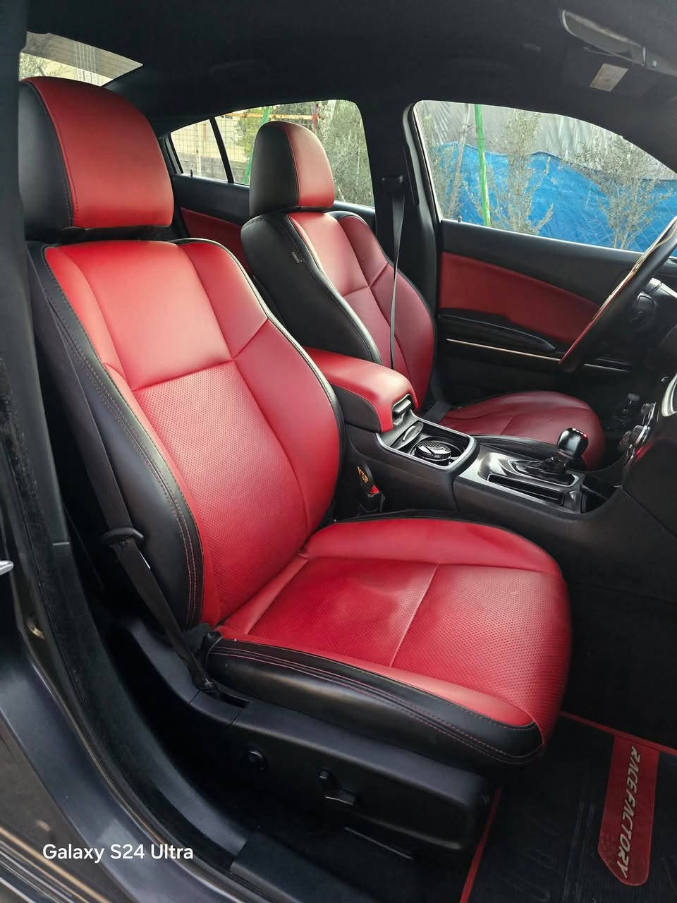 جارجر مديل ٢١ sxt مدث srt  فول بلا فتحه
ما مشتغله خط جديده وجاهزه بيها كم قطعه صبغ ابيع حزام بدون دواخل وبدون شواصي فول وخير من الله 
***********
