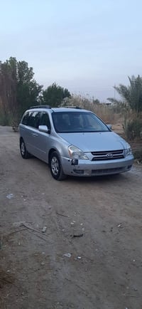 كيا سيدونا ٧راكب موديل 2007 رقم بغداد للاستفسار 07725191920