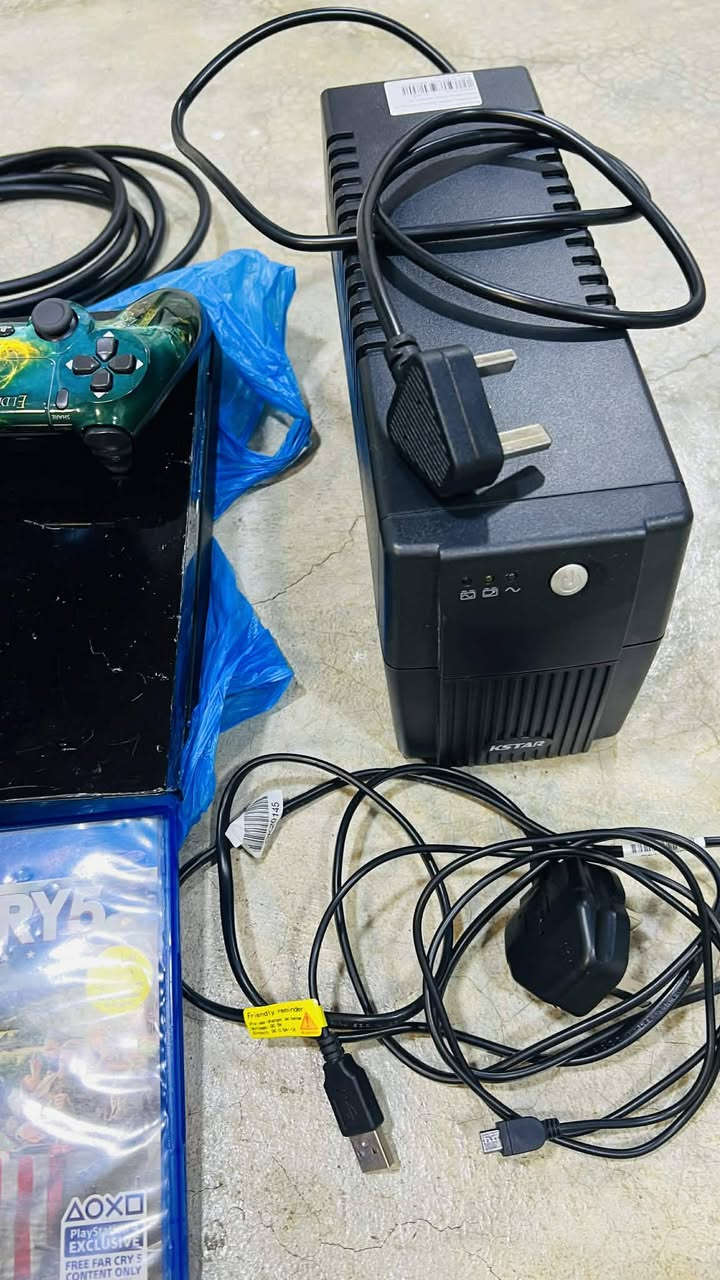 بلي فور للبيع نوع فات
جوستك  2
وحده بلادي 
الثانيه تجاري 
اقراص 3
شاحنه حجم كبير مال حاسبه
شرط الفحص مراوس هم يرهم 
اذا عندك اكس بوكس وفرق


**إذا كنت صاحب هذا الإعلان وتريد حذفه لأي سبب، رجاءا أرسل رسالة إلى الدعم الفني**