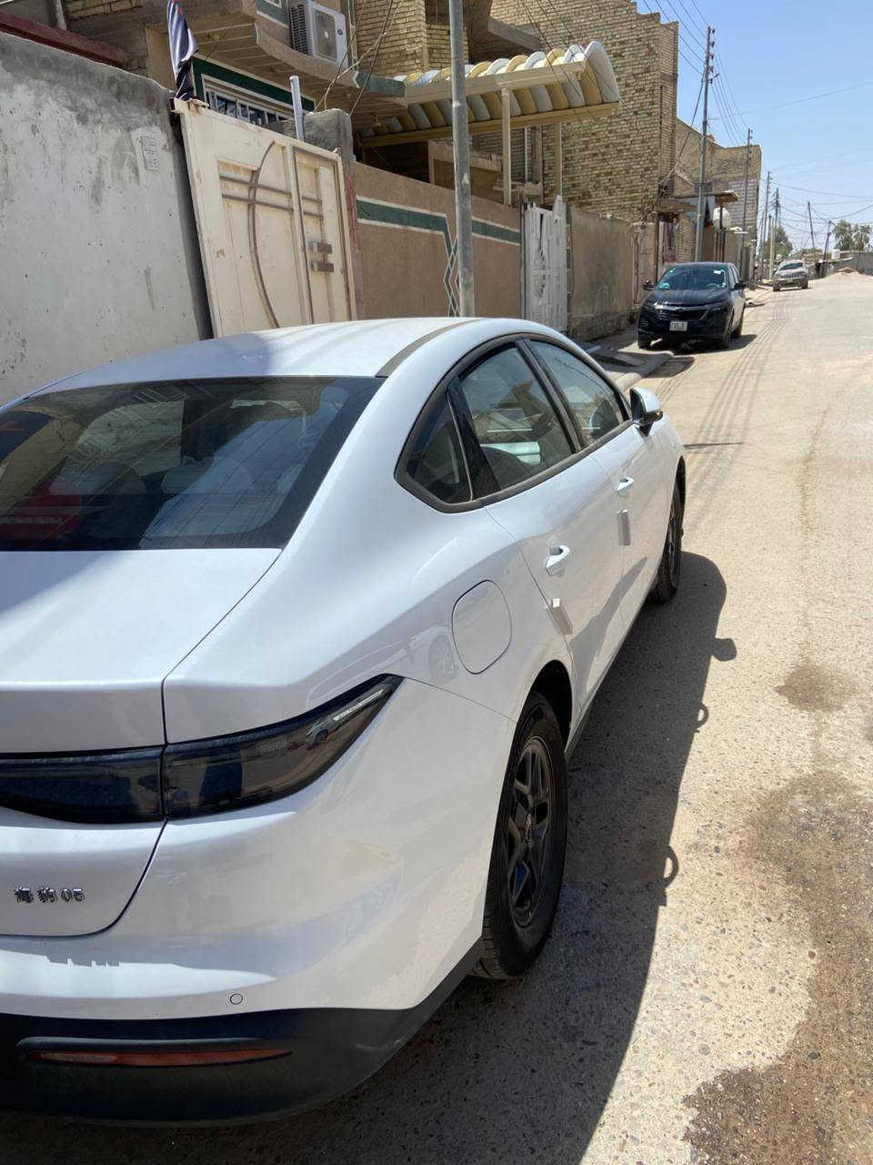سيل فايف ماشيه ٣٨٠٠ الكلي بعده بحالة زيرو
مكفوله كفاله عامه 

رقم بغداد
بيه كماليات بسيطة يدات بوب ومري ولزكات شاشه
كاعيات اصليه اضافه شاحنته اصليه ماخذه 

بيه ملاحضات جدا بسيطة موجوده بالصورة

مكانه كربلاء
السعر ١٩ قفل غير قابل للتفاوض
ررقم ***********
