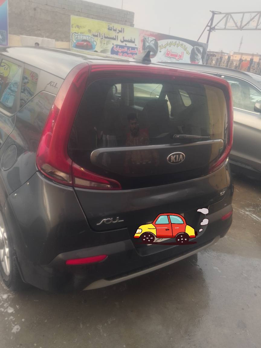 السلام عليكم من رخصة الادمن سيارة صول للبيع موديل 2020 رقم كربلاء المقدسة مشروع وطني تحول في أي محافظة محركها 2000 دوش يعمل على البنزين العادي والمحسن رادر امامي وخلفي وجانبي بلوتوث و اواكس وUSP ومانع انزلاق وشحن موبايل لاسلكي وتحكم استرين وتدفئه بالكشنات الأمامية ماشية 79 الف كيلو باسمي وحره تحويل ثاني يوم مكان السيارة في محافظة البصرة  سعرها 130 وبيها مجال للراغبين الاتصال على الارقام على الخط او الوات ساب للرقم *********** أو الرقم ***********
