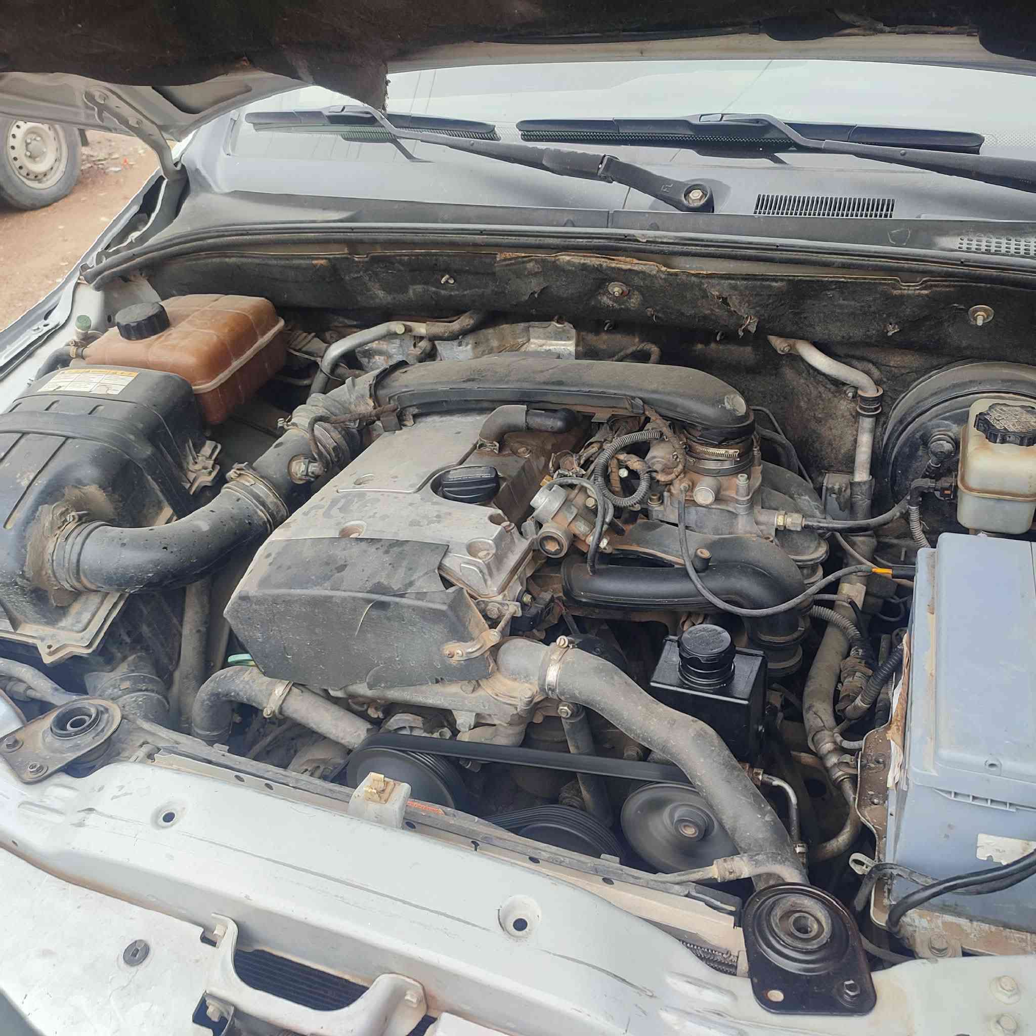 البیع او مراوس صنیاون مودیل 2008کیرو محرك مارسدس سنویە بسمي جدید السیارە دفع رباعي سقف اسلایت رقم ***********او***********واتساب موجود
