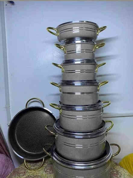 #عرض خاص #تحطيم الاسعار🔥
سيت كداري كرانيت خليه نحل الاصلي 8 قطع ثقيل 
زيتي ميلزك ولايحرك طعام ابد اليدات صب ذهبي

 #شرط الفحص قبل الاستلام 

6 كدورة 2 طاوات 

حجم 28 سم  ياخذ كيلوين 

#السعر  35 الف فقط 🥰 + #توصيل مجاني  

للحجز والاستفسار 
*********** الصفحه او واتساب ❤️
