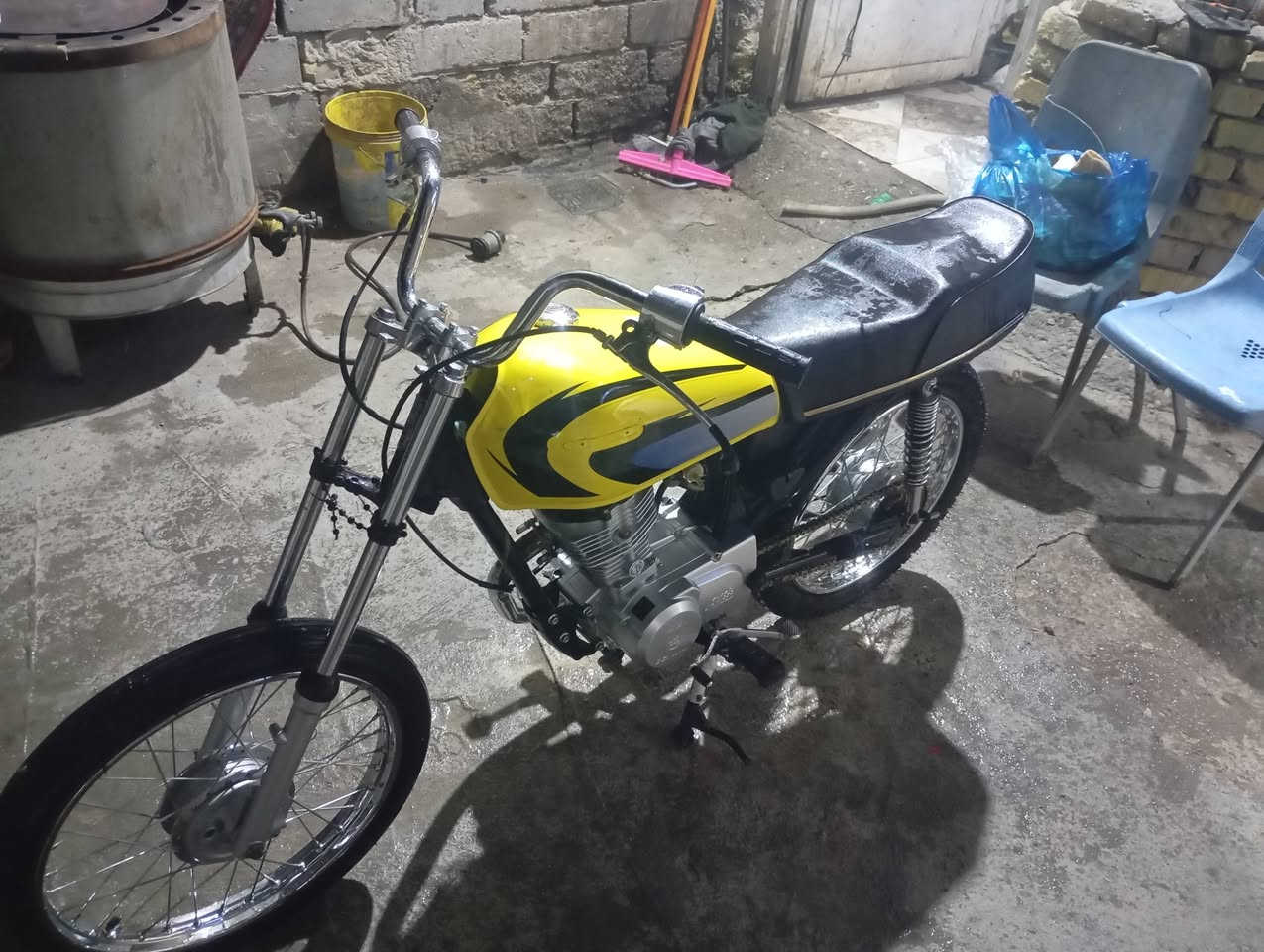 ب ٧٥٠ اوراق كامله ارشه ١٣ نظاف تعمير جديد ناصرية شهداء خاص مفتوح


**إذا كنت صاحب هذا الإعلان وتريد حذفه لأي سبب، رجاءا أرسل رسالة إلى الدعم الفني**