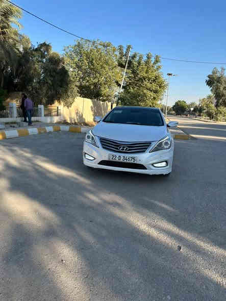 السلام عليكم
للبيع ازيرا 2014خليجي
كفاله عامه من الصبغ 
بيه بارد شويه بالجامرلغ اليمن جهة الصدر فقط ولباقي كفاله 
كل التفاصيل مذكوره بالمنشور
_______________________
موصفات السياره فول موصفات vip
1/بصمة تشغيل +ابواب +صندوك 
2/بنورامه 
3/حساسات امامي +خلفي 
4/زراكات لايت 
5/داخل قرميدي جلد
6/داخل كله لدات 
7/كيجات اكتروني 
8/ كشنات كهرباء كل الوضعيات 
9/بردات ابواب +الخلفيه كهرباء 
10لايت كهرباء يصعد وينزل 
11/لايتات وبك لايت لد نهاري وليلي 
بيه هواي موصفات 
.............................................
السياره عليه ادامه كامله تخم تاير 
صدر امامي خلفي +دبلات كله جديد 
دسكات جدد 
بلكات +مجاول +فيت بم ولعبوه مالته كله جديد 
مبيه نقص بكد البرغي خير من الله 

_______
هونداي أزيرا 2014 فول مواصفات 
محرك v6 3000 (محرك مفتوح)
_______________________________

كلشي مذكور بالمنشور  بأدق التفاصيل
_______________________________

كير و محرك مكفولات كفاله عامه  لا صوت رواجز ولا شي
المحرك مفتوح بدون اي عيب تبديل بوش نحاس  فقط اهل المصلحه يعرفون شنو لبوش وليش ينفتح وعندي صور 
_______________________________
رقم اربيل رقم وسنوية كله جديد 2029 شرط التحويل مباشر 
_______________________________
سعر السيارة : 140وبيه مجال  ورقة وبيها مجال جدا بسيط
_______________________________
مكان السيارة : 
ديالى / بعقوبه  / دلي عباس
_______________________________
للأستفسار : 
***********
*********** متوفر واتساب/وتصال
