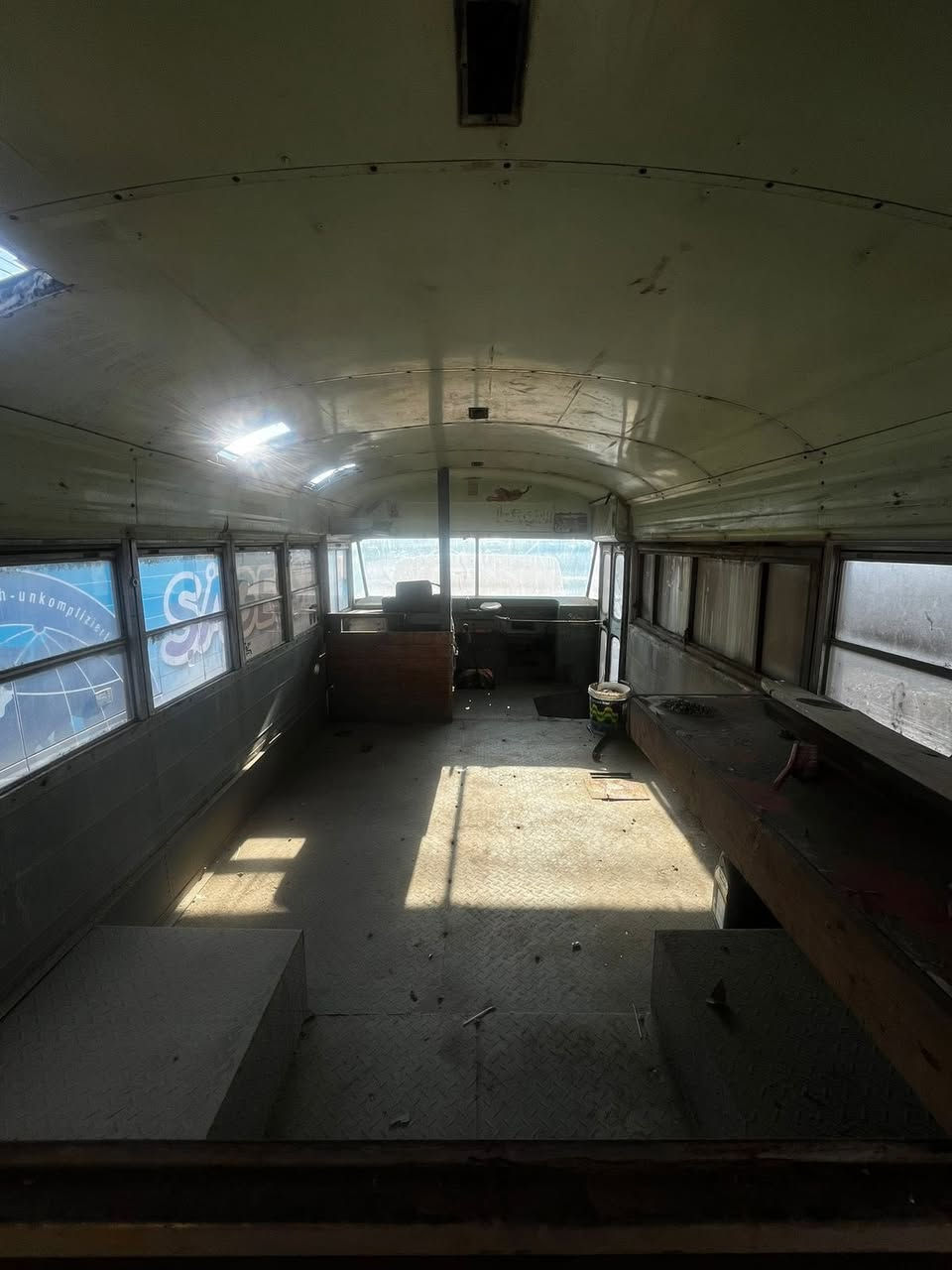 باص للبيع يرهم مشروع تجاري شغال وكامل مكاني بغداد الشعلة للتواصل واتساب ***********
