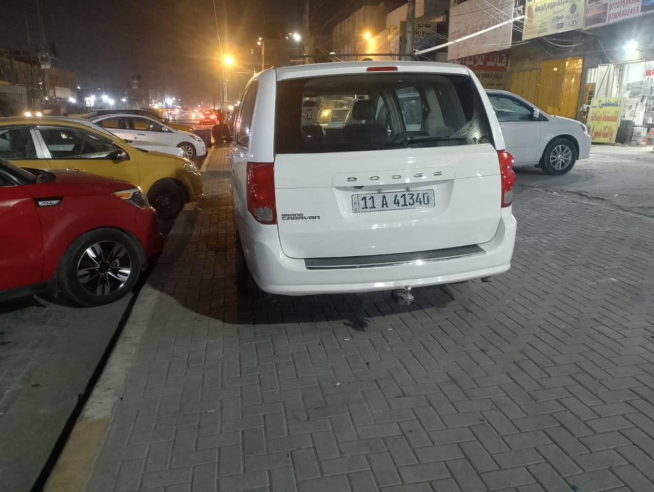 السلام عليكم دوج كرفان موديل 2011  ثلاث قطع تبريد بيبان كهرباء تحكم استيرن  ماشيه 110 ألف تخم تأير  صدر امامي خلفي جديد  محرك كير خير من الله حادثها بسيط  بغداد حي العامل. ***********
