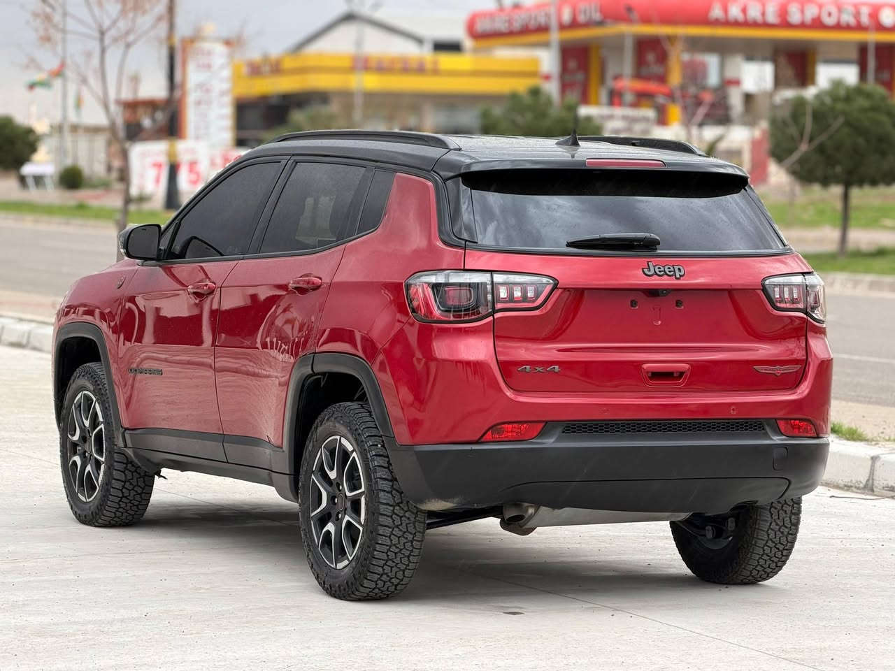 جيب كومباس موديل  2025 ماشي 9الاف ميل بيها جاملغ خلفي صبغ  بدون دواخل مواصفات شغال عن بعد فور ويل AWD ويل كب كروم لايت زينون بكلايت ليد مقاعد جلد مقاعد هيتر مقاعد جلد مقاعد كهربائي بلاجكتور باب الخلفي كهربائي جك شاشه كبيره كاميرا رادار امامي رادار جانبي اشاير بالمري تبريد مركزي هاندبريك بصمه تحكمات ستيرن مرايا هيتر بلوتوث مصدر تاوبسي 

 متوفر واتساب عالاسيا 

g4njddnost536940
الاستفسار اتصال هاتفي مباشر 

***********
