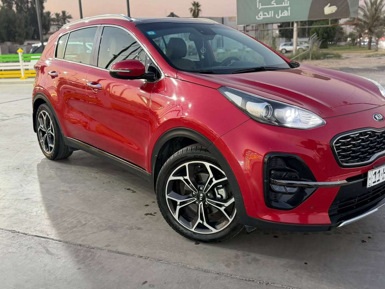 سبورتج خليجي 2020 جيتي لاين
محرك 2000دوش
ماشية 116 الف قابل للزيادة 
فول مواصفات ١/١
بصمة 
تشغيل عن بعد
سايد بريك بصمة 
بانراما
مري شفط
حساسات
داخل عسلي
قطعتين تبريد
صندوق كهربائي
شاشة 
السيارة بعد بيهه مواصفات هية معروفة الجيتي لاين اعلى فئة ب المواصفات تجي 
السيارة بيهه ٥ شضايات مصلحات ومصبوغات درجة اولى
الفديو مال شضايات منشور مع الصور 
باقي السيارة مكفولة كلهه من كير محرك صدر تبريد كلة مكفول وبلادي برغي ماملعوب بيهه 
السعر ١٦٨ ورقة السيارة ب اسمي تحويل ثاني يوم هزة جديدة رقم جديد
مكاني الشعب ***********
مكلف بالنشر لحد يدخل خاص
