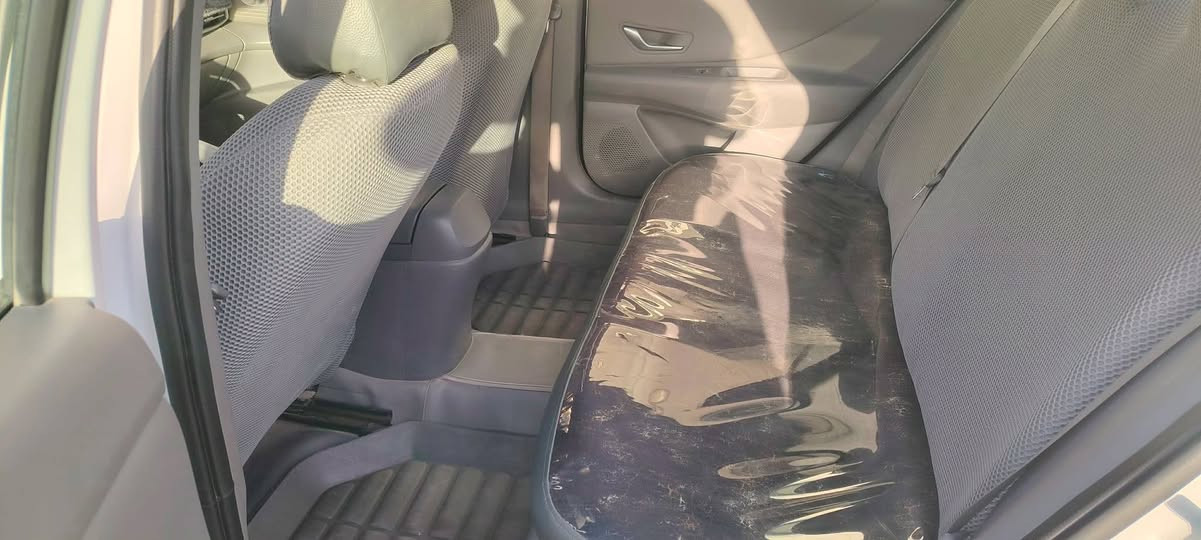 الإنترا موديل 22 
الحادث بنيد والجاملغ بدون ارباك 
المواصفات....... 
بصمتين تشغيل 
بصمه ابواب 
تشغيل عن بعد 
رادار أمامي 
لد داخلي 
كراسي تدفئه
رادار خلفي 
رادار جانبي 
ويل كب 
اضويه زنون ابلادي
تحديد مسار 
مثبت سرعه 
وقوف ذاتي 
مانع اصتدام
شاشه ثلاث انظمه 
شاشه دجتل  
داخل رصاصي 
كامرا  وخلفي
محرك 2000دوش
هند بريك بصمه  
تخم تاير ويل كب 
السياره نظافه جديده
تحويل مباشر 
للاستفسار الاتصال ***********
