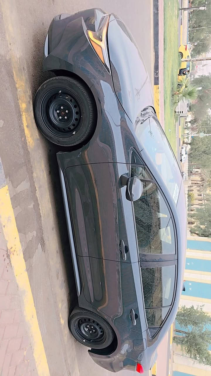 بيع مستعجل كورولا هايبرد 2023 وارد امريكي/ ياباني بدون ايرباك 
مواصفاتها :
♦️محرك 1800المرغوب
♦️شاشه كبيره
♦️انظمه قياده 
♦️شاشة كاربلي
♦️تحكمات ستيرن جهتين
♦️تحديد مسار 
♦️قياده ذاتيه 
♦️تحديد سرعه
♦️هاند بريك بصمه 
♦️اوتو هولد 
♦️ماشيه 51 
🥉 مكاني بغداد
♦️الرقم مميز 
♦️السعر 155 $ 
الاستفسار
***********
