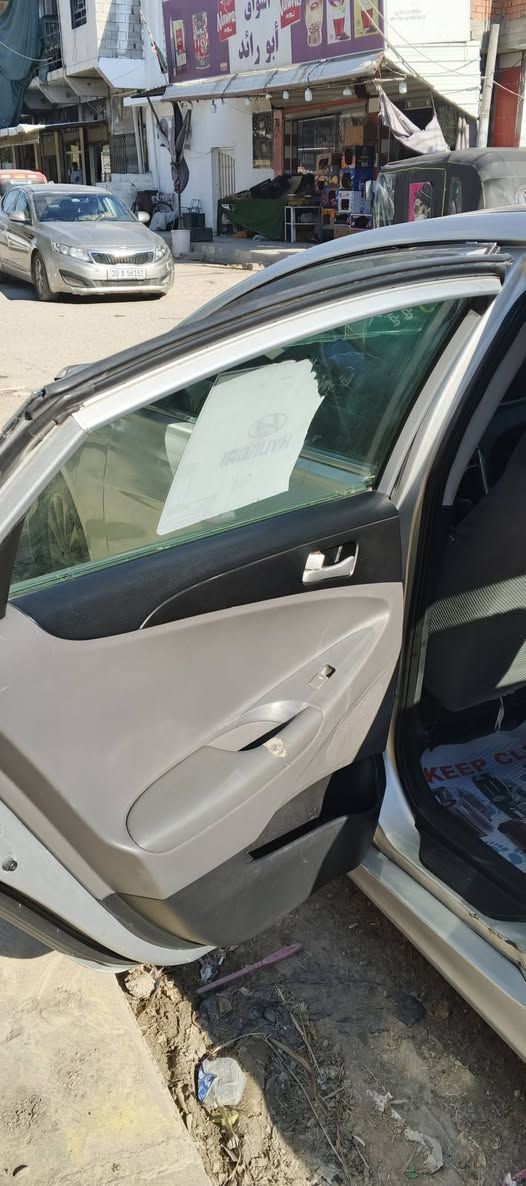 ‏سوناتا 2011وارد امريكي السعر 70وبيها مجال
‏تخم تاير صدر خلفي امامي جديد تبريد قطعتين شغال كهربائيات كلها شغاله 

‏محرك 2400دوش خير من الله 

‏ساره مكلوبه ومصبوغه حزام والبونراما مالتها مكصوصه ومبدله

بيع او مراوس حسب

***********
