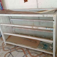 ميز • مندوبة • للبيع خاص