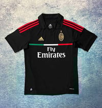 دريس تايلندي • نسخه لاعب • توصيل مجاني