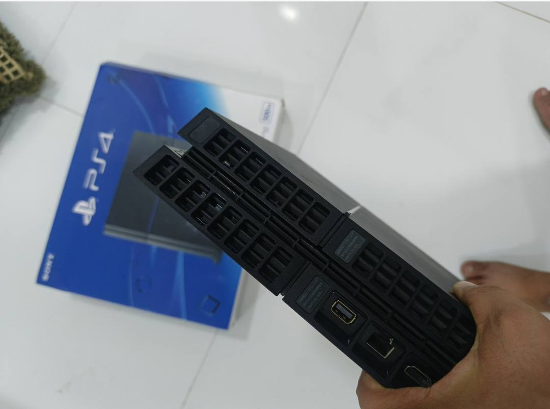 بلي فور سلم مع جوستك اصلي والعاب 40لعيه بيع او مراوس
بلي فور فات مع جوستك وياه قرص ماي كرافت و العاب من ضمن العاب فيفا 25
مكاني بصره شط العرب *********** البصرة, العراق
