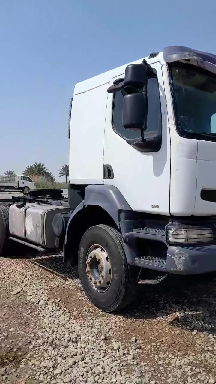 السلام عليكم رينو ٢٠٠٦مسجله نساف محورين بم ونوزل مواصفات دوله للبيع مكان السياره واسط العزيزية ***********و***********
