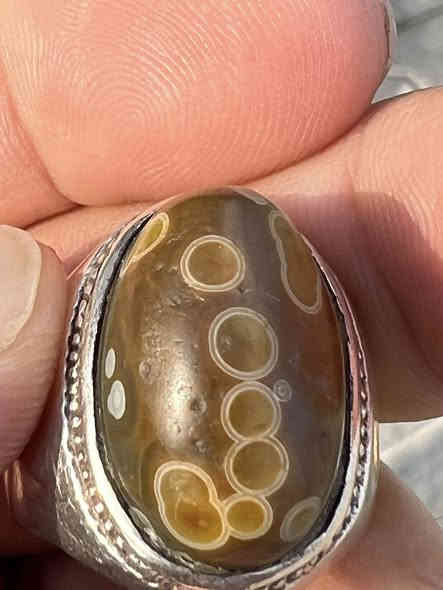 سليماني قديم ملاكط اعيون قديم تحفه العنوان الكوت للاستفسار الأتصال على ***********
