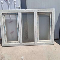 للبيع الاتصال بالرقم 07748677122