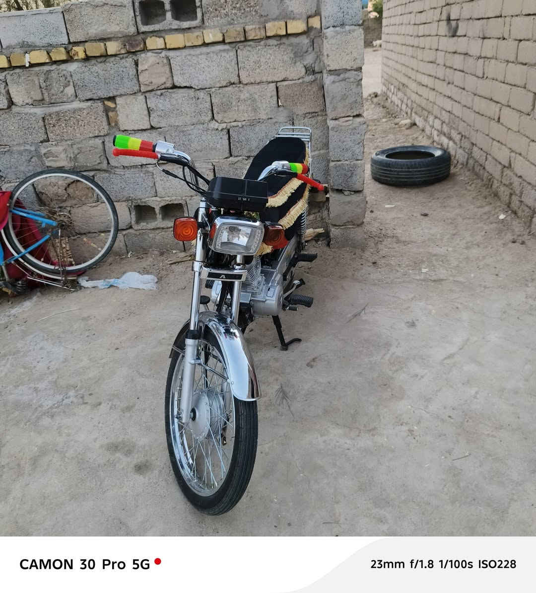 سلام عليكم دراجه للبيع نامه شلامچه موديل 26 بدون اوراق برغي ما مفتوح بيه ‏‪***********‬‏

