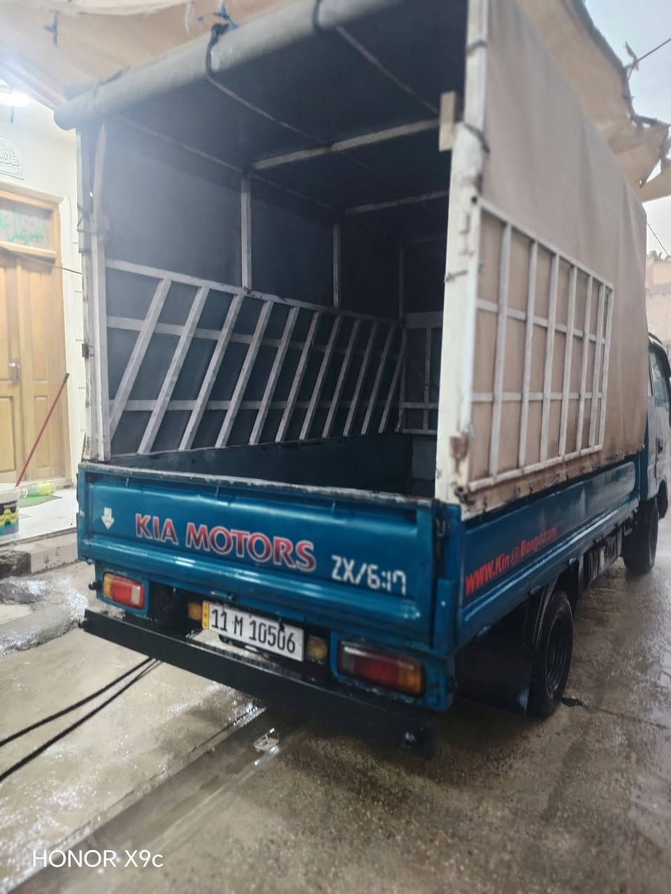 فونتيرا موديل ١٩٩٧ بسمي شرط التحويل سيارة صدر امامي خلفي جديد وركة إضافية محجر تغليف مع السيارة رقم بغداد انكليزي باتري جديد جاهزه كهربايته كله شغاله *********** ابو محمد السعر ٦٠ $ بيها مجال
