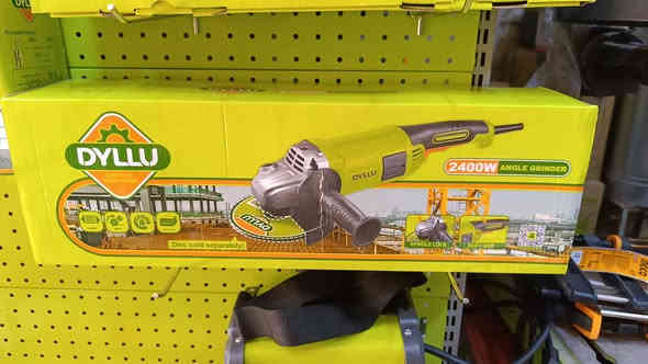 سلام عليكم ورحمه الله وبركاته ✅ 
تم وصول وجبة جديدةمن العدد يدوية وكالةديلو✅
ماركة عالمية رائدة في مجال العدد يدوية ✅
الاسعار تحت وصف كل صورة ✅ 
مكان المعرض كركوك شارع اطلس ✅
توصيل لكل محافظات العراق مجاناً✅
للطلب مراسلة الصفحة أو إتصال واتساب للرقم ***********✅@@
