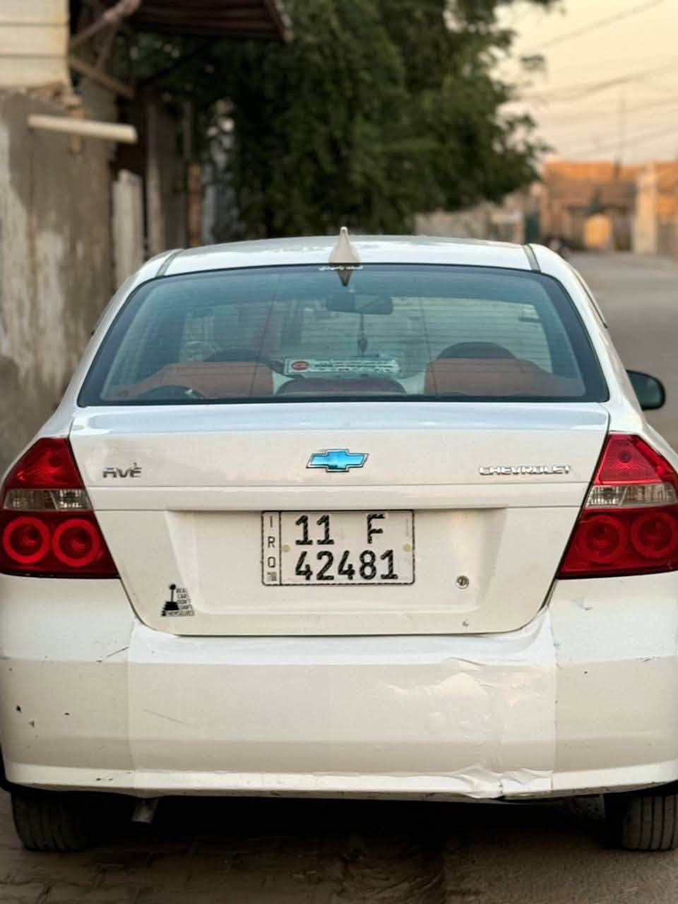 السلام عليكم أفيو 2008 رقم بغداد الدولي سياره خليجي مكينه مسكر جديده كير عادي سياره جاهزه من حداديه وتايرات منظومه تبريد كامله جديده توني شاده سياره بيها جاملغ الامامي وشبر بل تكمه ورشات صبغ مكان الديوانيه الحمزه الشرقي السعر 53  وبيها مجال رقم هاتف ***********
