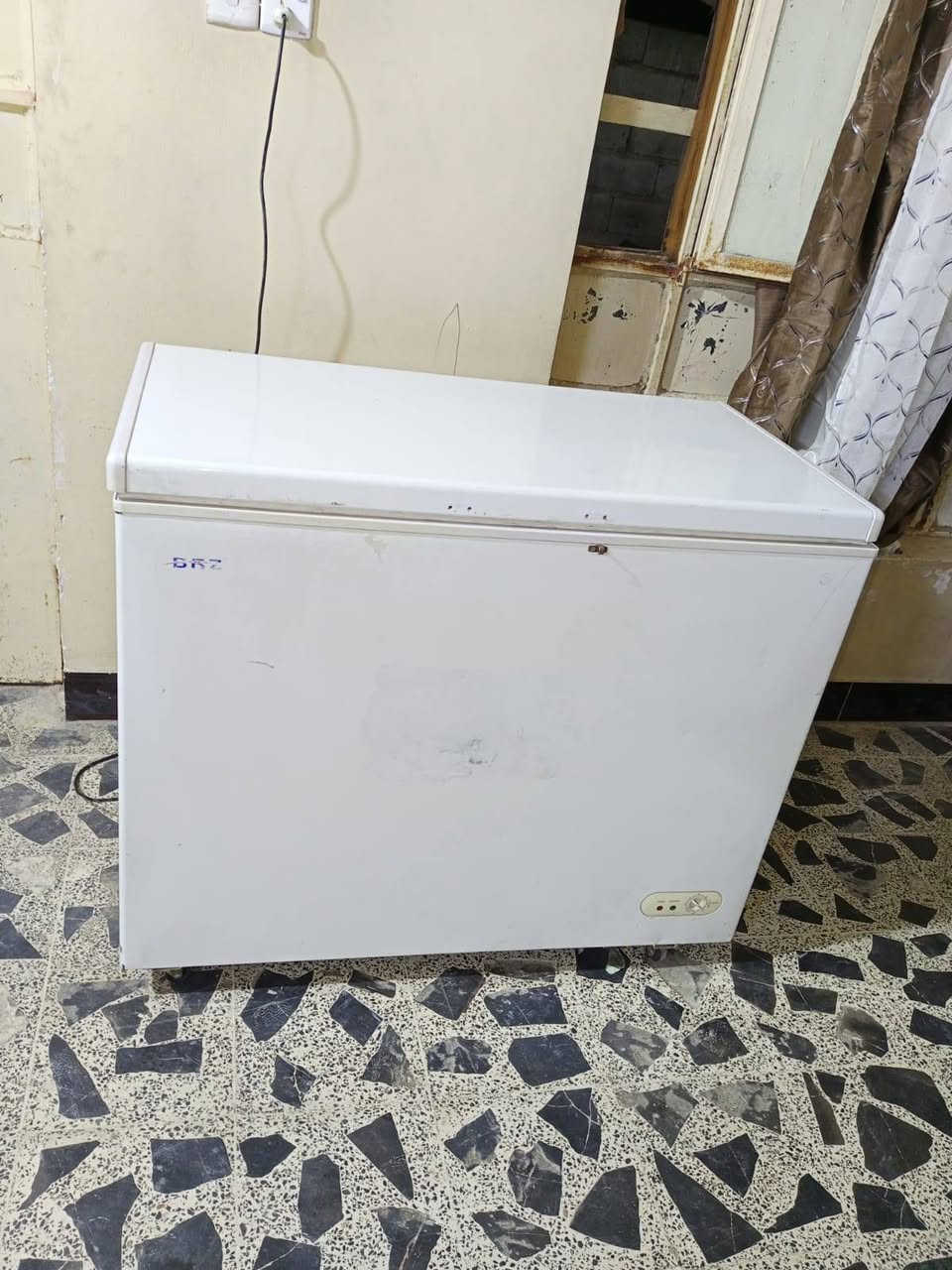 غراض للبيع مطعم بي واتس +9647860542479
