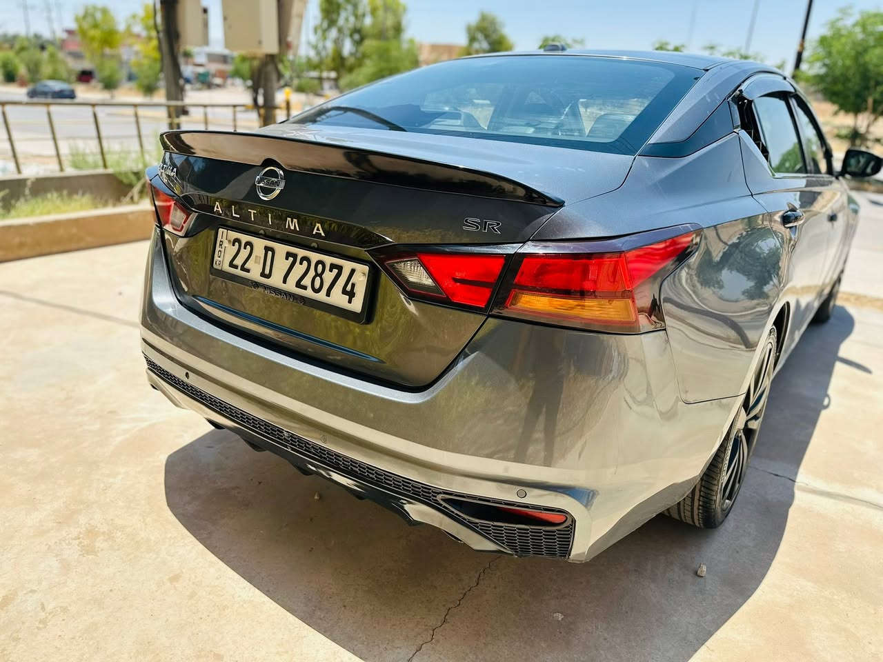 للبيع التيما SR
السعر 122 بيها مجال 
***********
موديل 2021 
الون نفطي 
تحكم ستيرن 
تثبيت سرعه 
كاميرا خلفي 
رادار 360 درجة 
ويل كب بلادي 
حجر بلادي 
كير مكينه بشرط 
ماشيه 60 
تايرات جديد 
تبريد ثلج 
شفتات ستيرن 
بصمه تشغيل 
بصمة ابواب + صندوق 
تشغيل عن بعد 
سونار بلمنشور 
مكان السياره ديالى خانقين
