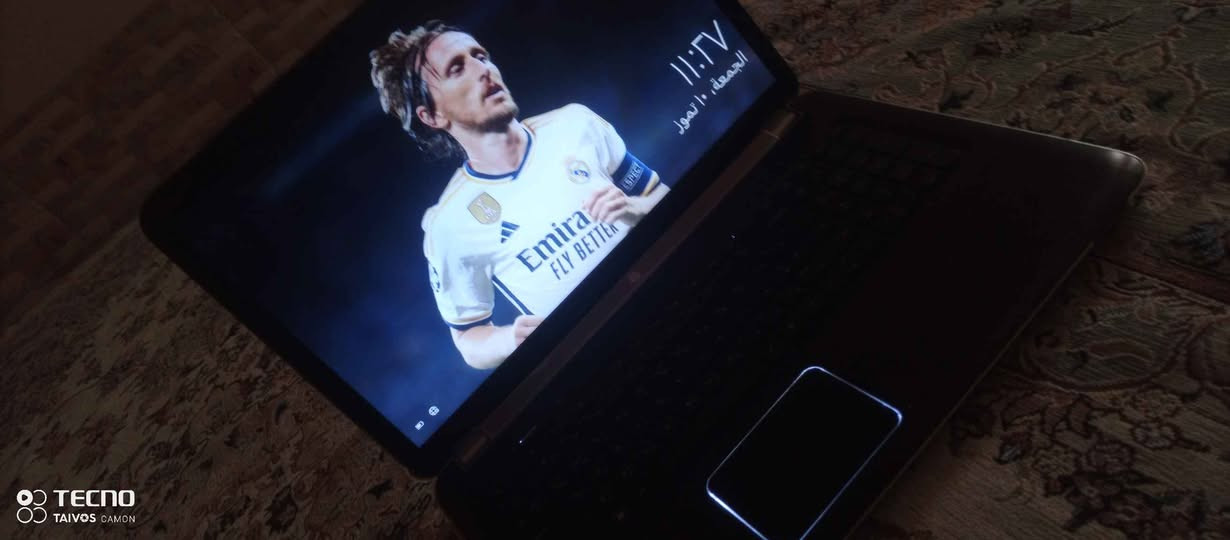 السلام عليكم 

لابتوب نظيف للبيع 
نوع الجهاز: HP Pavilion dv7 Notebook PC
معالج:i7-2670QM انتل 
هاردسك سريع SSD بمساحة 238 جيجابايت (من شركة TEAM
8 جيجابايت DDR3
بطارية تدوم 3 ساعات (حسب الاستعمال)
بيه مشاكل بسيطة بل سماعة والكامرة ما تشتغل 
السعر 175 وبيه مجال الطيبين 
*********** واتس وموجود ماسنجر Singapore
