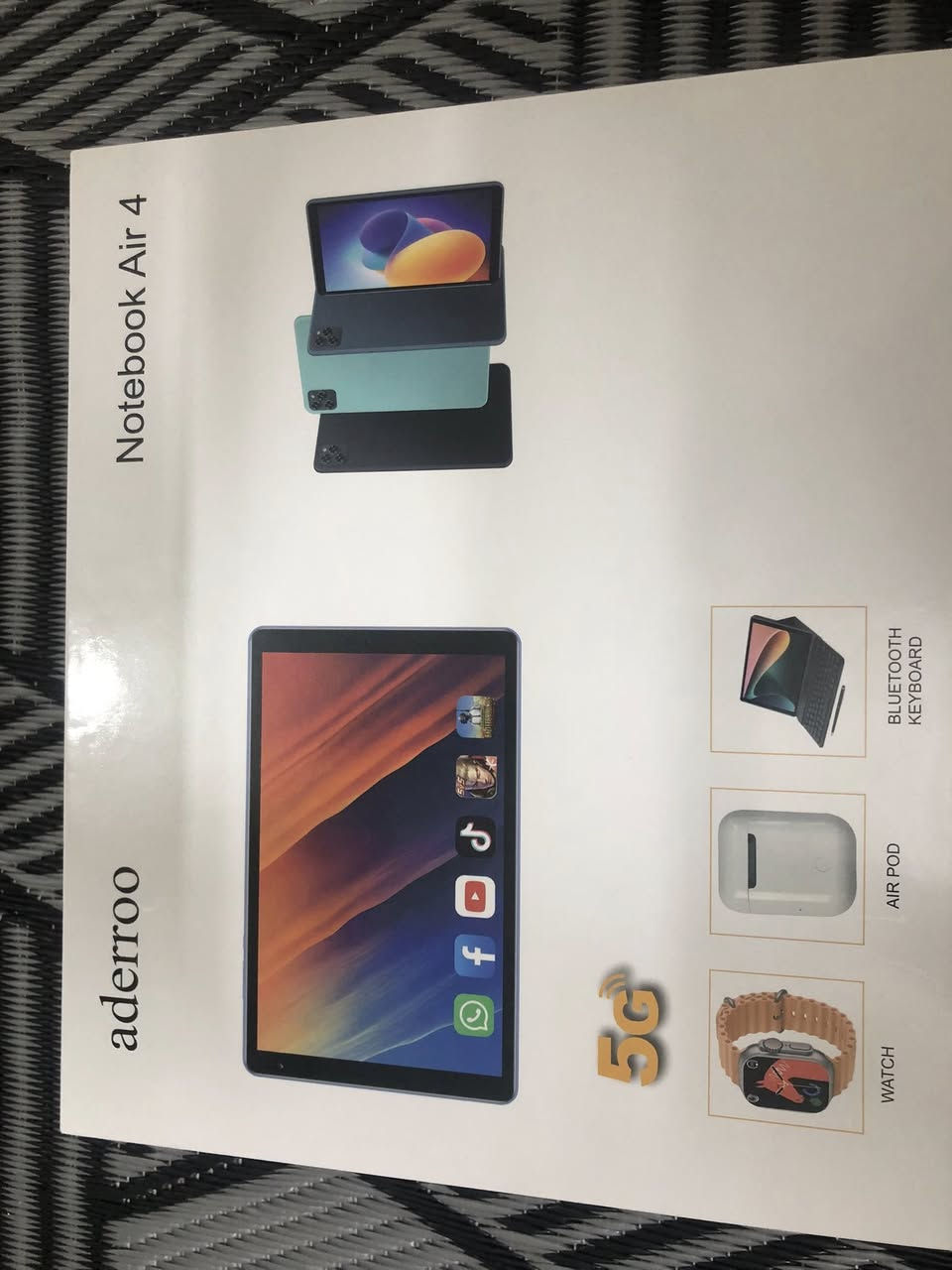 السلام عليكم اخوان ايباد للبيع
ايباد NtebookAir4
ذاكراه 512
جديد بل كارتون معا شاحنه و كفر و كيبورد و ساعة الاكترونية و سماعات ايربود و شاحنه اصلية 
السعر 130 وبي مجال شراي تعال خاص 
مكاني كراج الشمال موصل


**إذا كنت صاحب هذا الإعلان وتريد حذفه لأي سبب، رجاءا أرسل رسالة إلى الدعم الفني**