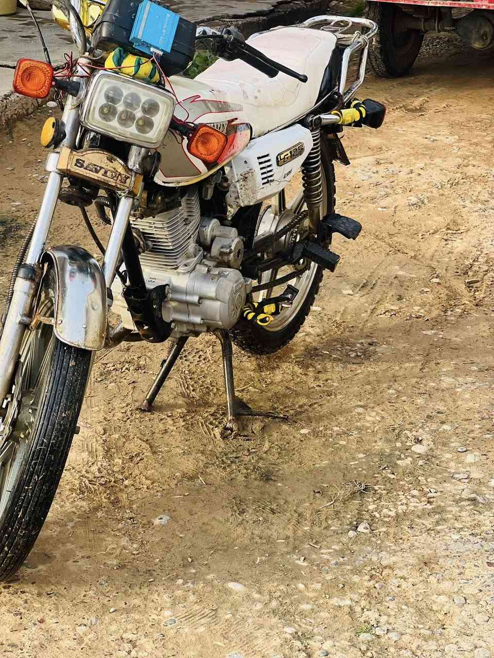 سلام عليكم مطور سيفان للبيع 19السعر250 وبي مجال لطيبين ***********
