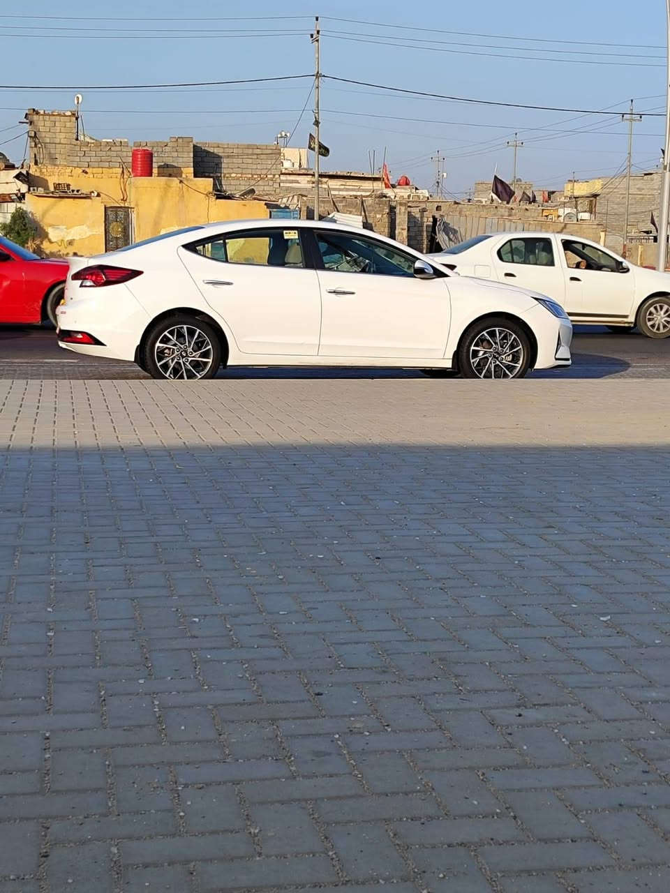 السلام عليكم النترا موديل 20 مال اقساط بعد سنه وتصير حره راعيها بالناصريه بيها باردات اثنين وصبغ دوسه فقط سعر ١٤٠ وبيها مجال ***********
