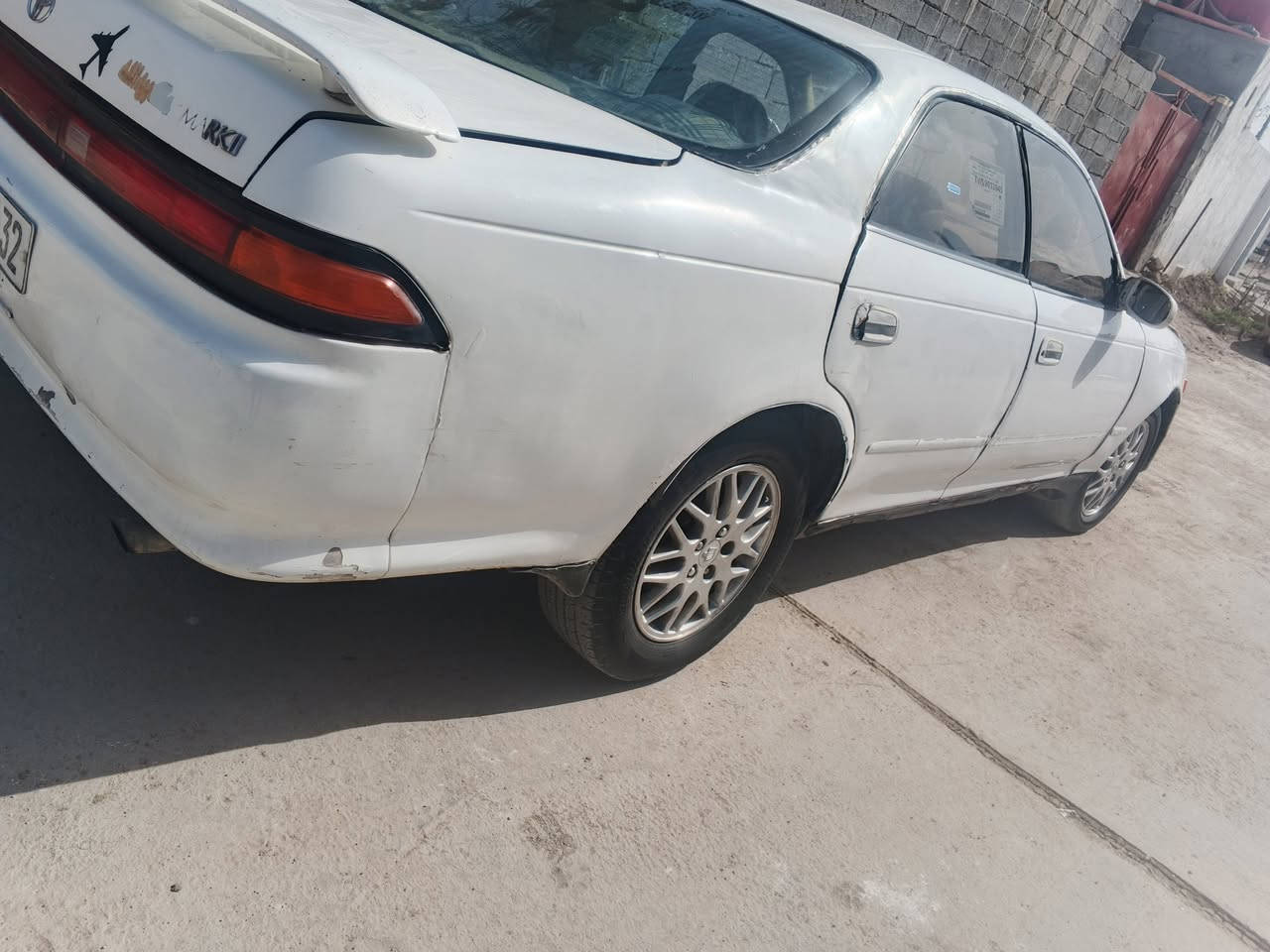 مكلف بلنشر.. 
سيارة للبيع
النوع: مارك 
الحالة: نظيفة، مكيف شغال، تايرات جديدة
الرقم: خصوصي
المكان: الناصرية قضاء الشطره 
الستفسار ***********
