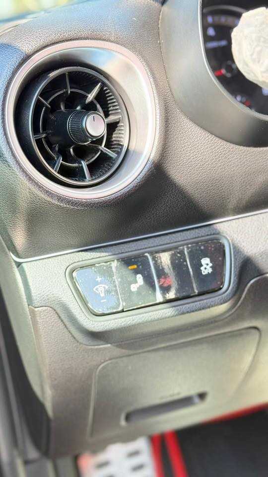 كيا فورتي موديل 2022 نسخه GT
لون مميز ازرق جويتي  مرقم جاهز

فول مواصفات عدا الفتحه شفتات ستيرن بصمة 

السيارة بجم كبس ضررها قبغ صندوق بسيط صور الضرر مرفقه 

ماشيه 53 الف مايل

مواصفات السيارة 

محرك ١٦٠٠ تيربو القدرة الحصانية 207  جدآ سريعة 

كير At دبل كلج رياضي بلادي 

دبل كزوز 

ستيرن حرف D 

شفتات ستيرن 

بصمه تشغيل بصمه ابواب بصمه صندوق 

انارة ترحيب بالابواب 

انارة داخلية متغيره الالوان مع رمز GT 

انارة ابواب 7 الوان 

تبريد قطعتين 

كراسي كنتارا مختم Gt 

رادرات جانبيه

ردار امامي 

ردار خلفي 

تحديد مسار قيادة اليه 

بريك تلقائي 

شاشه كبيرة اندرويد اوتو ابل كار بلي 

كامرا دواره 

مداخل USP

اشاير بالمري 

صندوق ذكي يفتح عند الاقتراب 

قيادة ثلاث وضعيات سبورت نورمل ايكو 

ويل كب حجم ١٨ سبورت طراز الGT 

لدات امامية

بكلايت لد 

ناصي عالي زينون بلادي

***********
السعر 156 بيها مجال بسيط
