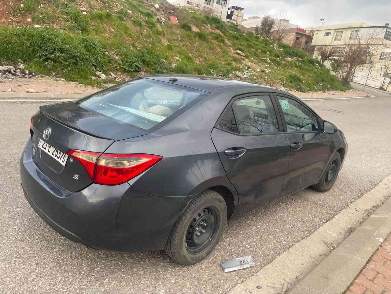 تۆیۆتا کرۆلا 
مۆدێل ٢٠١٦
مواصەفات S
گێڕ ئۆتۆماتیک 

بۆیاخ کامل نییە بە کامل بۆیاخ ئەیفرۆشم ( دوو چەمەلەغی دواوە صنوق دەرگای دوای سایەق ) ئەمانە بۆیاخ نییە باقیات بۆیاخە پێشی لای سایەق قرچێکی هەیە 
لای سەکنی پێوەیەتی تکایە تەفاصیلم نوسیوە بە کامل بۆیاخ ئەیفرۆشم

گێڕ و مەکینە و تەبرید و تەقە و ڕەقە و کامل بەشەرت ئەیفرۆشم بێ عەیبە

سەنەوی بەسەرچووە لە کۆتایی ٢٠٢٣
١٣٤ هەزار میل ڕۆشتووە
ڕەقەم شانصی دانراوە لە ڕەسمەکاندا

هەموو گیانی بەشەرت
لەسلێمانییە ناو شار
سیعری ٨٨ گەڵا و معامەلەیەکی زۆر زۆر کەم تکایە ( سیعری کورت لێ مەدە چونکە معامامەلەی زۆر کەمە )

***********

بەناوی خۆمەوەیە و چەن ساڵە لای خۆمە .
ئەم ئەکاونتە تەنها بۆی دابەزاندووە . السليمانية, العراق
