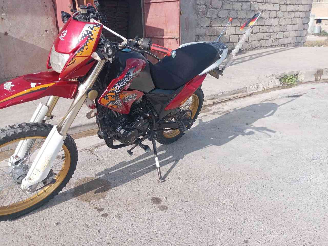 السلام عليكم.. قفاز للبيع.. موديل 2020 مفتوح بستم  كلشي شغال سلف نكرة لايت اشاير شغال ويالة جدد ماعايزو شي  السعر 625 بي مجال وتدلل ***********.خاص متواجد يرهم مراوس 23 24
