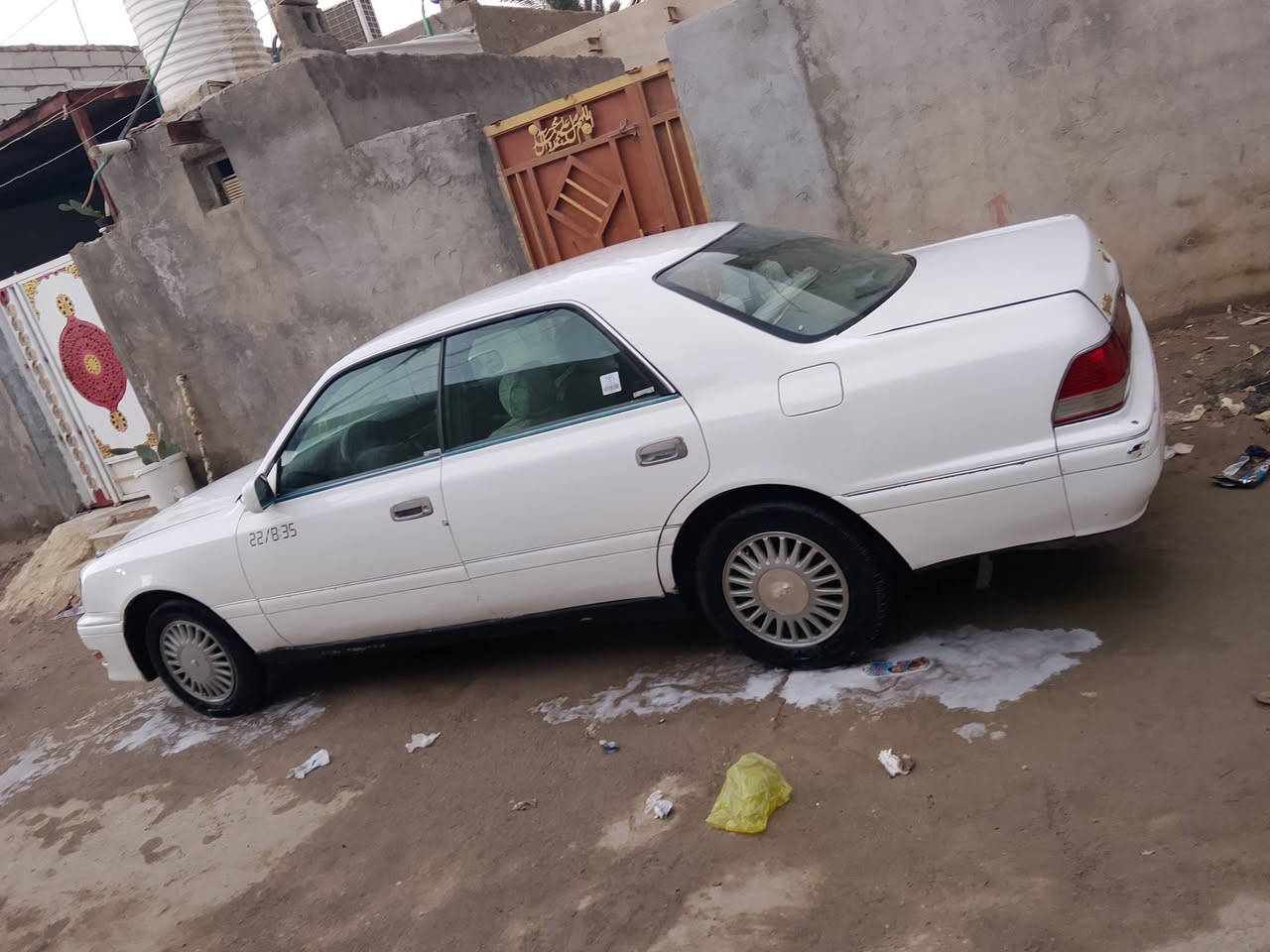 راس الثور موديل 95مكينه وكير وحداديه تخم تايرات كفاله رقمه انبار تحويل ثاني يوم مكفول من الكلبه وتجي ونقل جثه سياره بيه ضربة بصندوق تبريد ثلج كهربائية كله شغل شاشه جبيرة كامره عل بك السعر 70بيه مجال بسيط العنوان ذي قار بالنصر رقم الهاتف ***********,,***********
