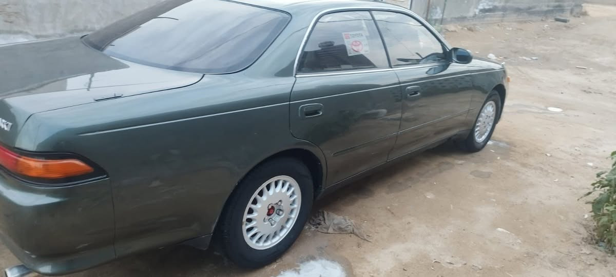 سلام عليكم مارك للبيع بأسمي رقم نجف دولي ستوني مصعدها هزه جديده  لون زيتوني 
مكينه 2.5 
مكفوله كفاله عامه كير مكينه حداديه تبريد  
مديل 94
كهربائيات كاملات على اخر حبايه والسياره برغي ماعايزه 
السعر 65 بيها مجال 
رقمي ***********
