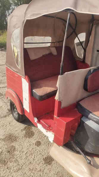 تكتك زيل كفاله عامه كله شغال مرقمه رقم انكليزي ديالئ مكينه 20 خير من الله سعره ب4100 وبيه مجال بسيط تحويل ثاني يوم رقم اتصال ***********
