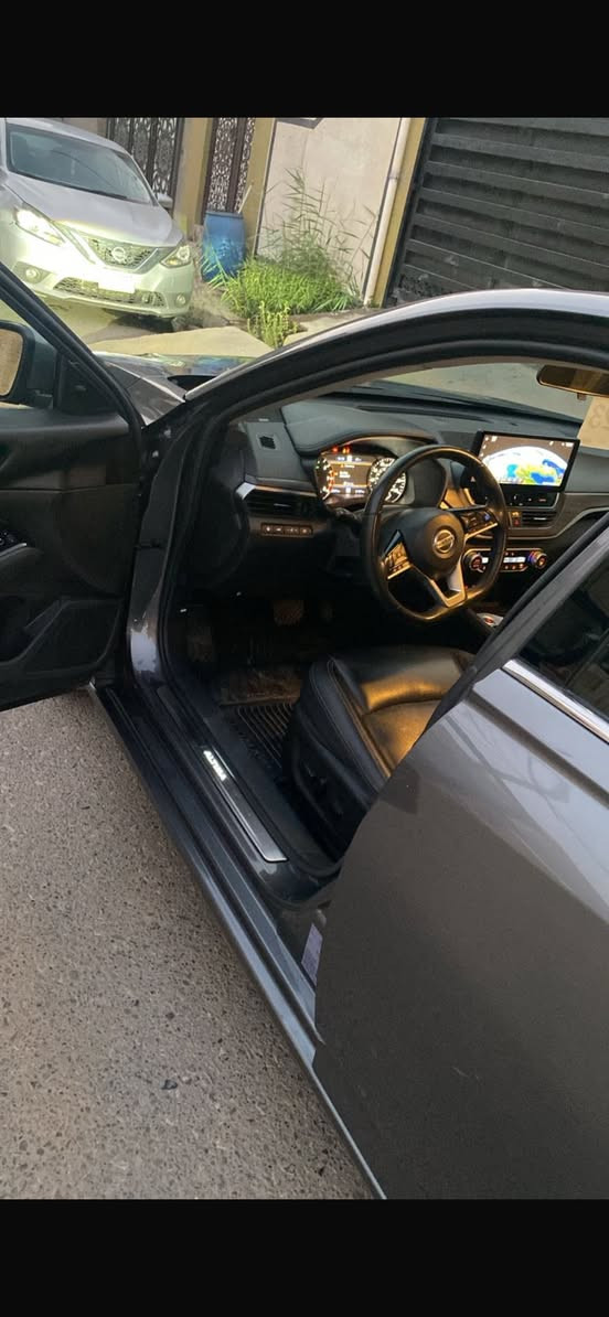 نيسان التيما 23 SL فول مواصفات سياره فور ويل بونيت تجاري جاملخ امامي تعديل  سايق و سكن 
 كامره 360 
عنوان بغداد 
سعر 180


**إذا كنت صاحب هذا الإعلان وتريد حذفه لأي سبب، رجاءا أرسل رسالة إلى الدعم الفني**