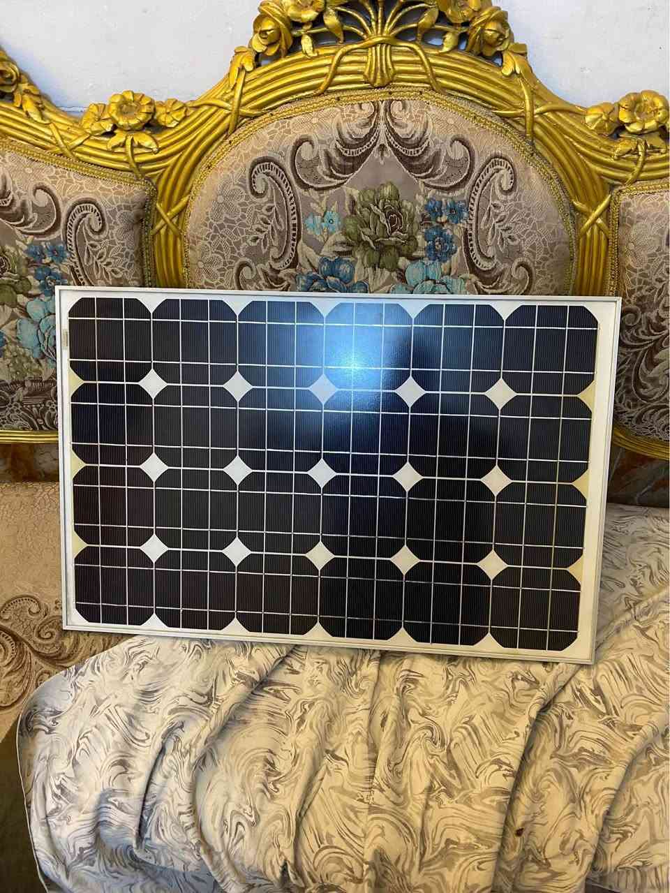 خلية شمسية شغالة 
البلديات شارع ٣٠ قرب مول العائلة 
*********** السعر ٥٠ الف بغداد, العراق
