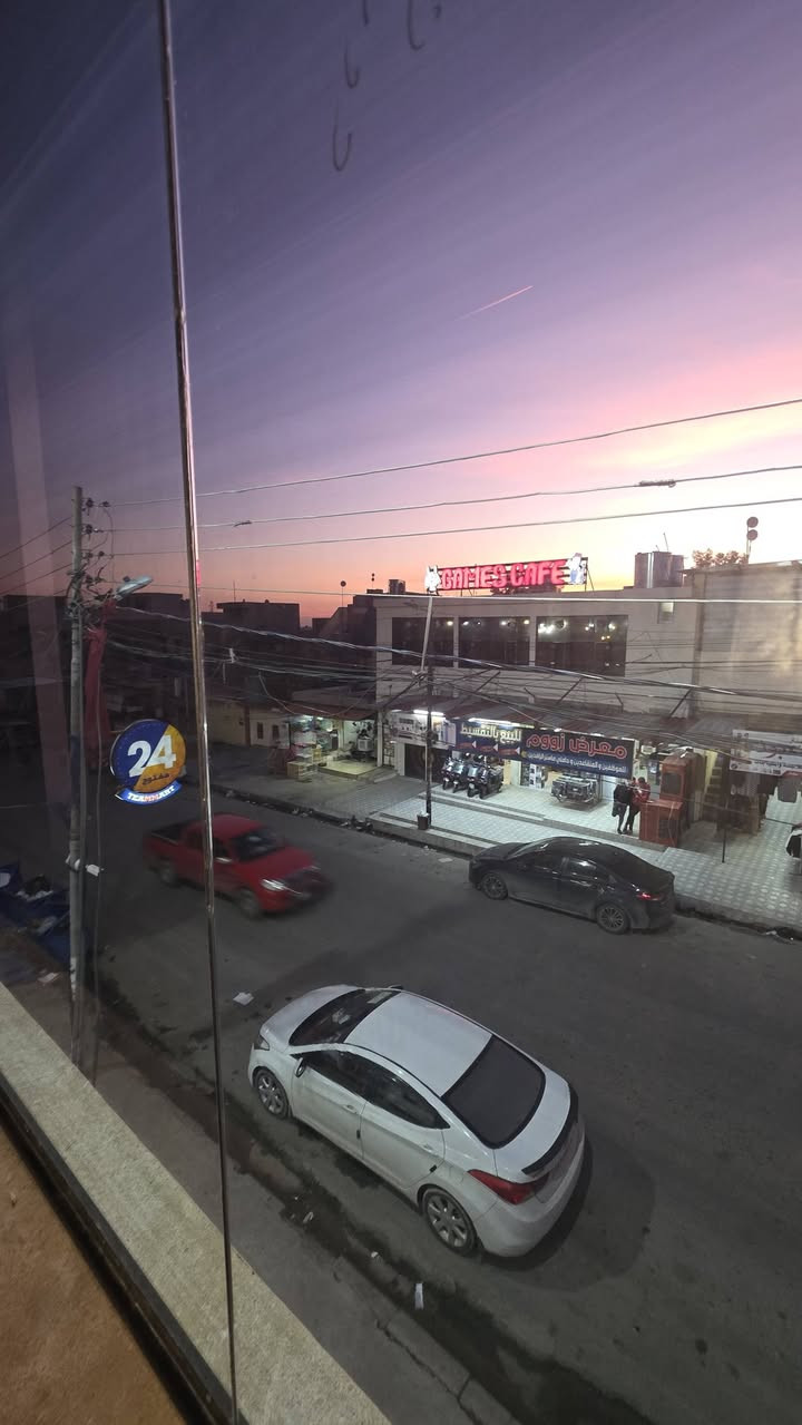 صاله مفتوحه للايجار 
الموقع الموصل حي البكر شارع جامع البديع 
المساحة ٣٠٠ متر واجهة ١٥ عمق ٢٠
للاستفسار الاتصال على الرقم ***********
او التواصل على الخاص 
مكتب نون لتجارة العقارات الكائن في حي المصارف مقابل مسبح الابراج قرب مطعم قصر السلطان 
اوقات الاتصال من الساعة العاشرة صباحا وحتى الساعة التاسعة
