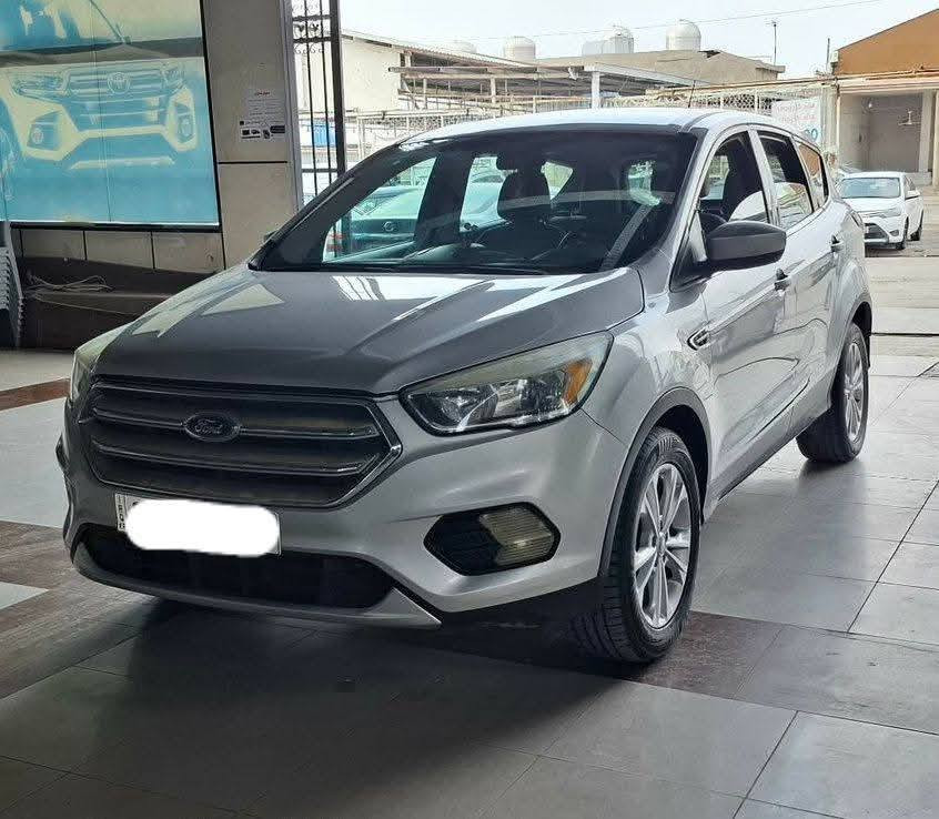 اعادة نشر سبب عدم الاتفاق
اخوان سياره معروضه نقد مو للقسط

للبيع بالنقد فقط 
فورد ايسكيب 2017 
امريكي .. 
محرك .. شرط
كيرتوماتيك .. شرط
ماشيه 170k ..
سنويه 2029 ..
طخم اطارات جديد ..
بيها طخه بسيطه قبغ صندوك
بدون داخل ..
وشبر باب خلف السايق ..
سعر 105$.. 
مكان السياره موصل .. 
مكلف بالنشر .
سياره مو اليا معروضه يمي ابيعها اخذ عموله بعد الاتفاق من طرفين
للإستفسار الاتصال على الأرقام التاليه
***********
***********
*********** واتساب
